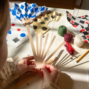Familieværksted inspireret af Henrik Vibskov på Designmuseum Danmark